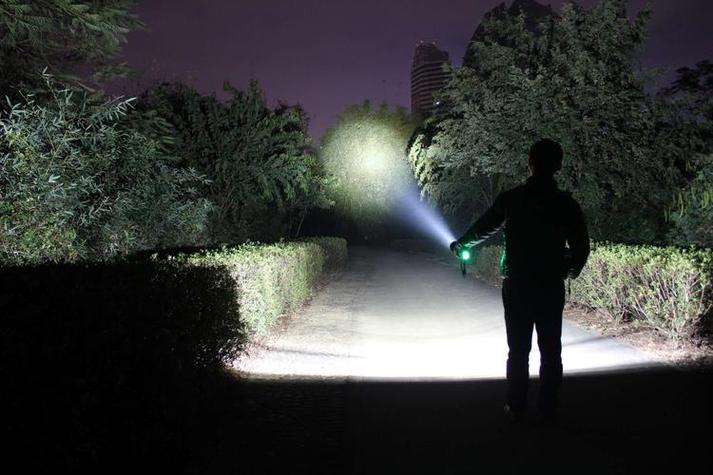 �ֵ�ͲFlashLight-��������С���� ҹ����ҹ·ʵ������Ч��ͼ