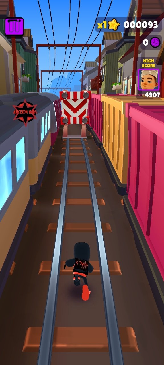 �����ܿ�ʱ���´��ز˵��汾Subway Surf��ͼ4
