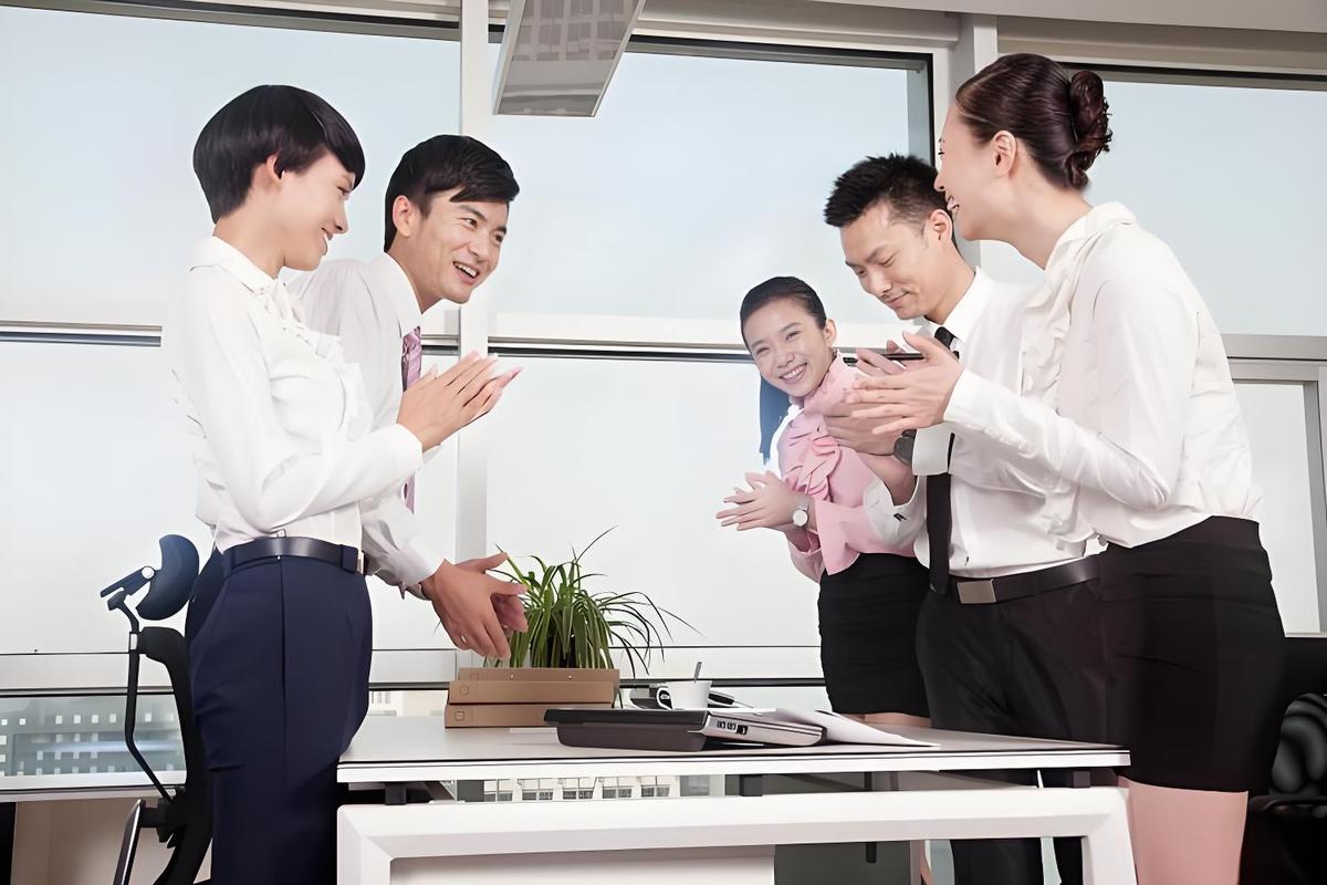 对圈职场-职场社交必备 同事共同话题日常相处分寸感