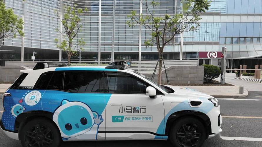 С������-���ܳ����캽�� Robotaxi �Զ���ʻ���⳵ ���е�· ��Ӫ
