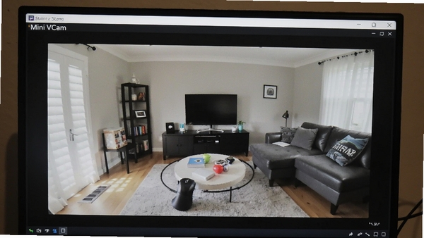 һ��MiniVCam�����ڵ��������е�ʵ��ͼ������Ϊ��ͥ������������ʾ����ͷ��ػ�����������������������ʵ��ʹ��Ч����