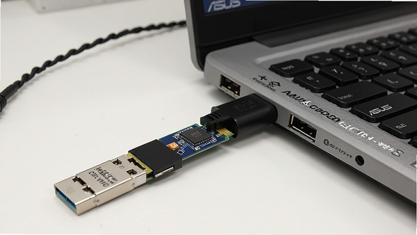 ��˶�ʼǱ��������������������߰�װ����U���У�����ʼǱ�USB�ӿڽ��а�װ�ĳ���