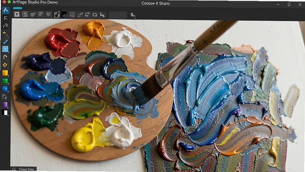 ArtRage Studio Pro Demo����������д���ص�չʾ���ɫ�������ڻ�ϵ��ͻ������Լ������Ϻ��ص����϶ѵ��ʴ�Ч����