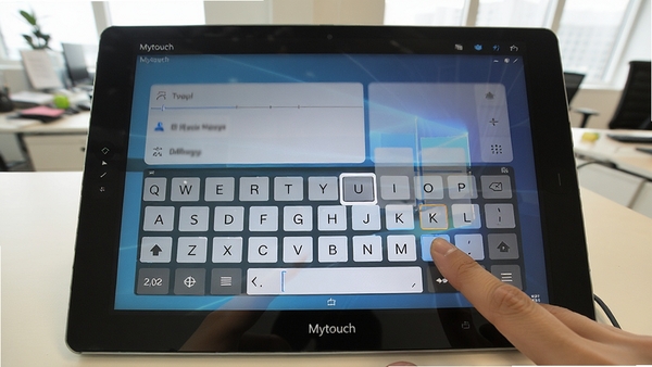 һ��Mytouch��ά��������������Windowsƽ�������ʹ�õ�ʵ��ͼ����Ļ��ʾ�������̺��Զ��岼�֣���ָ���ڴ������룬����Ϊ�����İ칫�ҡ�