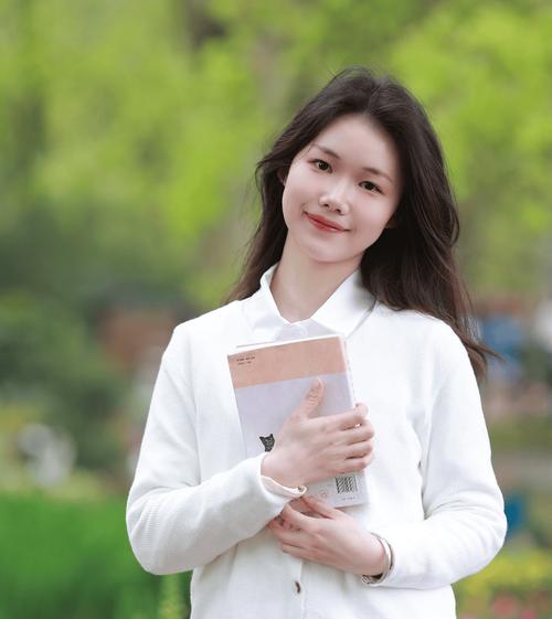 朗读女-贴心AI语音朗读助手截图0