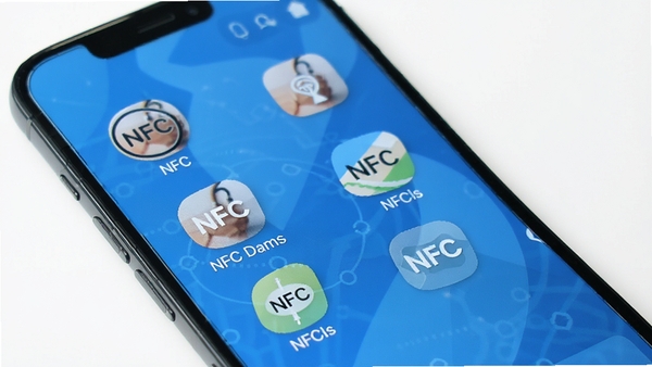 һ��չʾNFC��ȫ�����������ͼ���ֻ���Ļ������ʾ����NFC����ͼ�꣬����Ϊ���ĿƼ�������ɫ������������������������ͻ������������Ƹ��빦�ܷḻ�ԡ�